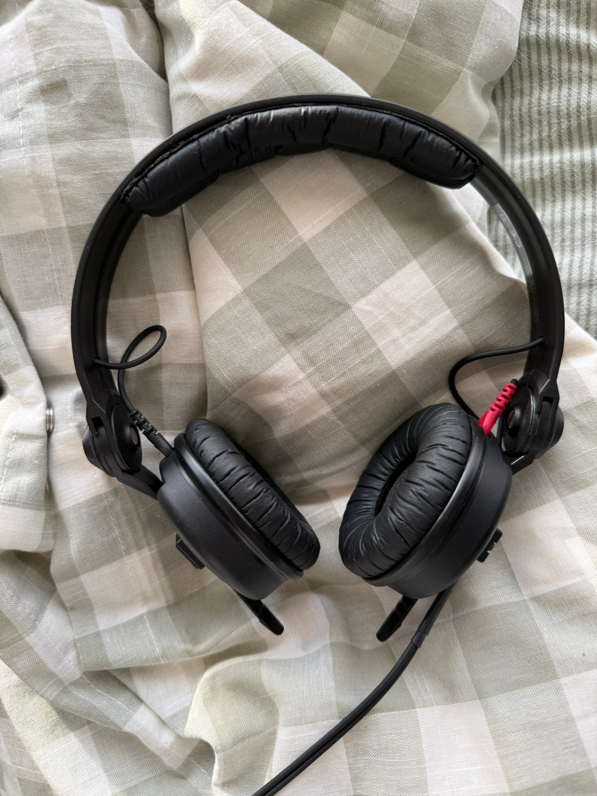 Sennheiser HD25, Audio, Tv en Foto, Hoofdtelefoons, Ophalen of Verzenden, Zo goed als nieuw, Sennheiser