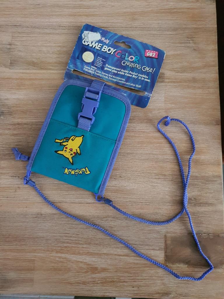 Gameboy color/pocket pokemon official bag, Games en Spelcomputers, Ophalen
