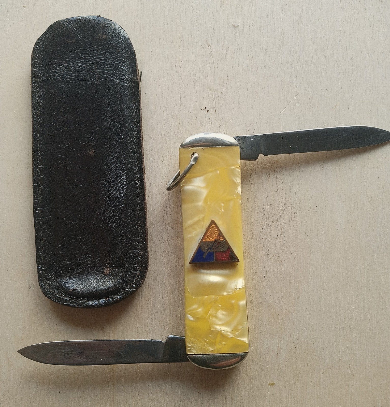US WW2 Armored couteau de poche marqué Impérial sur 2 lames, Collections, Enlèvement ou Envoi, Armée de terre, Couteau ou Poignard