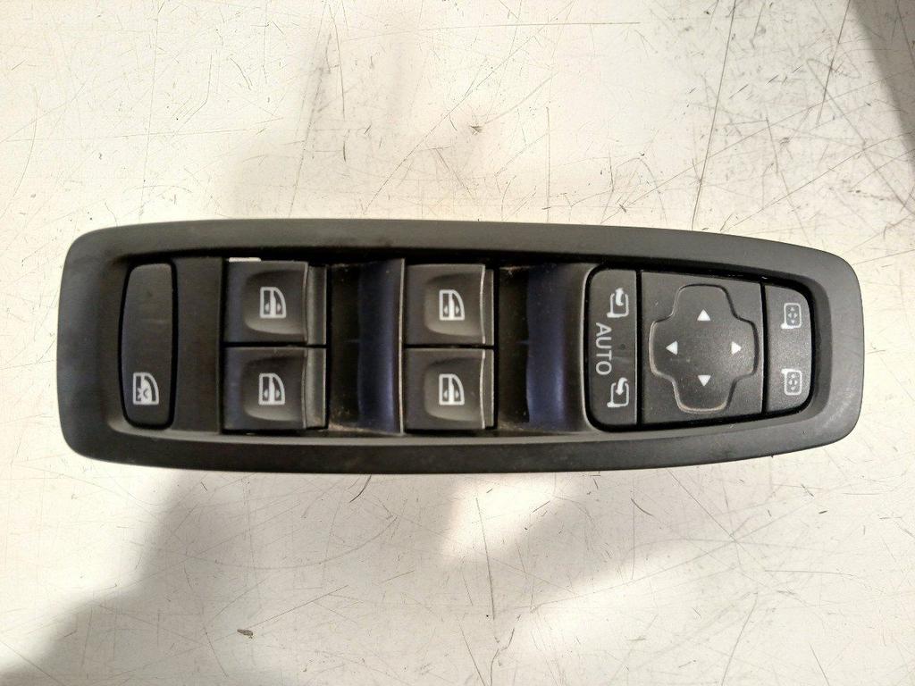 Bedieningspaneel elektrische ramen Renault Mégane, Auto-onderdelen, Onderdelen@venauto.nl, Van der Ven Autorecycling B.V., Gebruikt