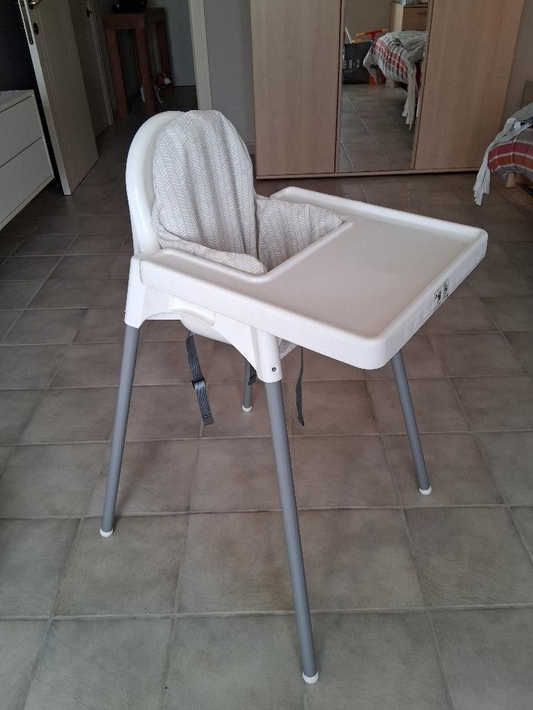 chaise haute, Enlèvement, Comme neuf, Ceinture(s)