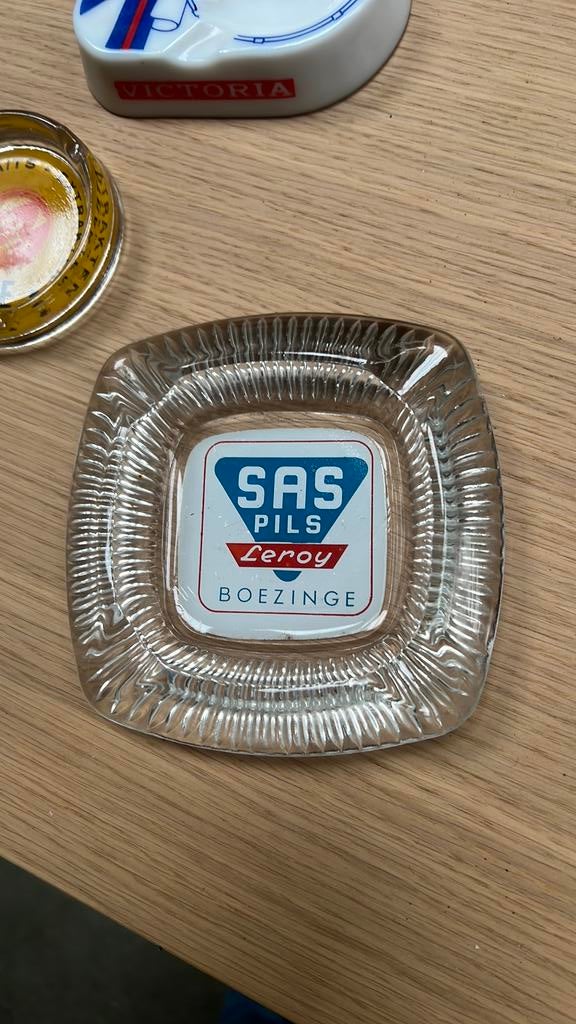 Oude asbak “Sas Pils” Leroy Boezinge, Verzamelen, Ophalen of Verzenden