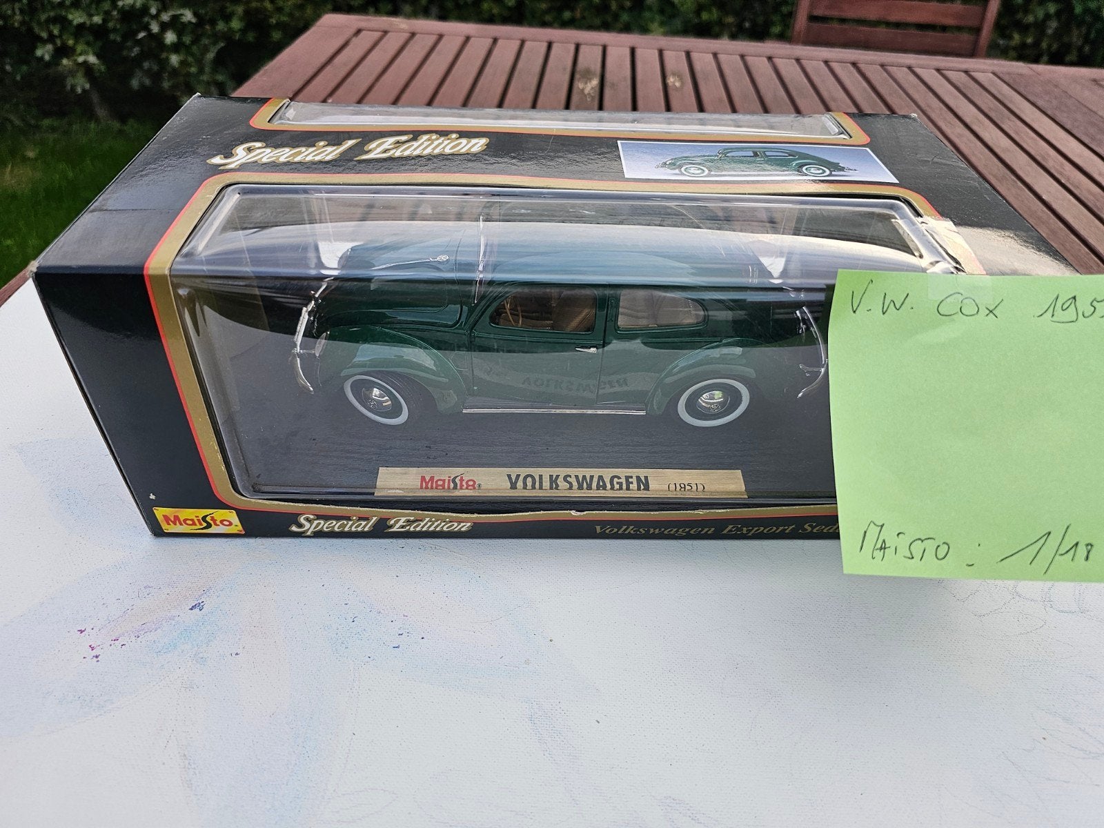 Miniatuur VW Cox 1.18 in doos, Hobby en Vrije tijd, Ophalen of Verzenden, Zo goed als nieuw, Auto, Maisto