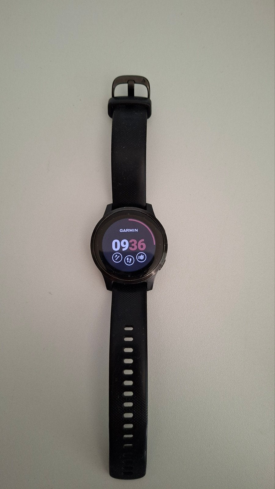 Garmin vivoactive 4s 40mm + lader, Handtassen en Accessoires, Smartwatches, Hoogte, Gebruikt, Zwart, Garmin