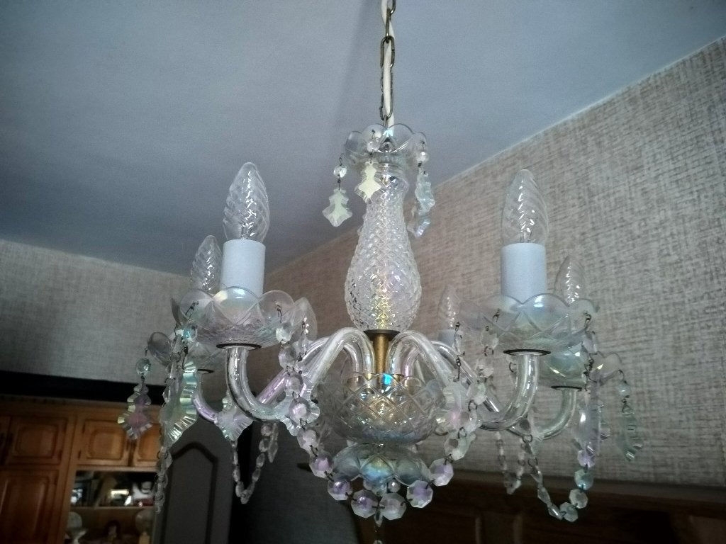 Lustre en cristal, Enlèvement, Utilisé