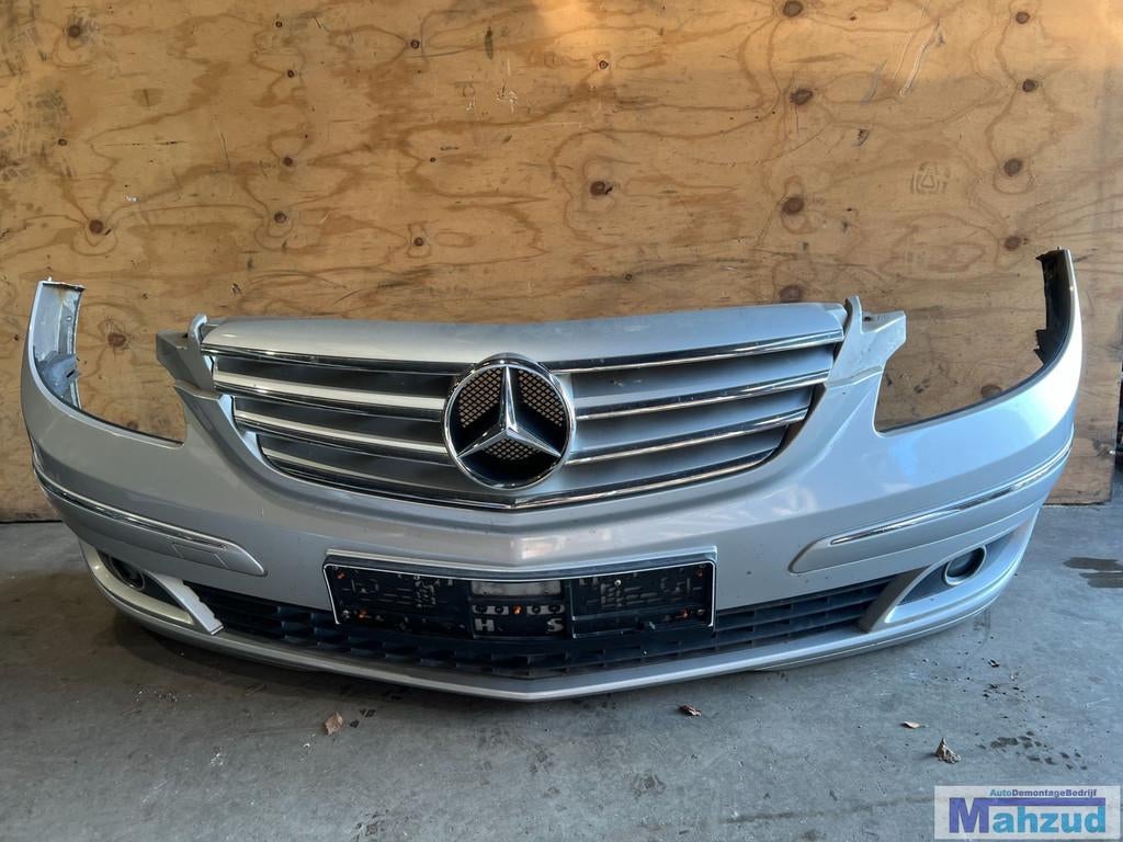 MERCEDES B KLASSE W245 Zilver 761 Voorbumper 2005-2011, Auto-onderdelen, Carrosserie, Bumper, Mercedes-Benz, Voor, Gebruikt