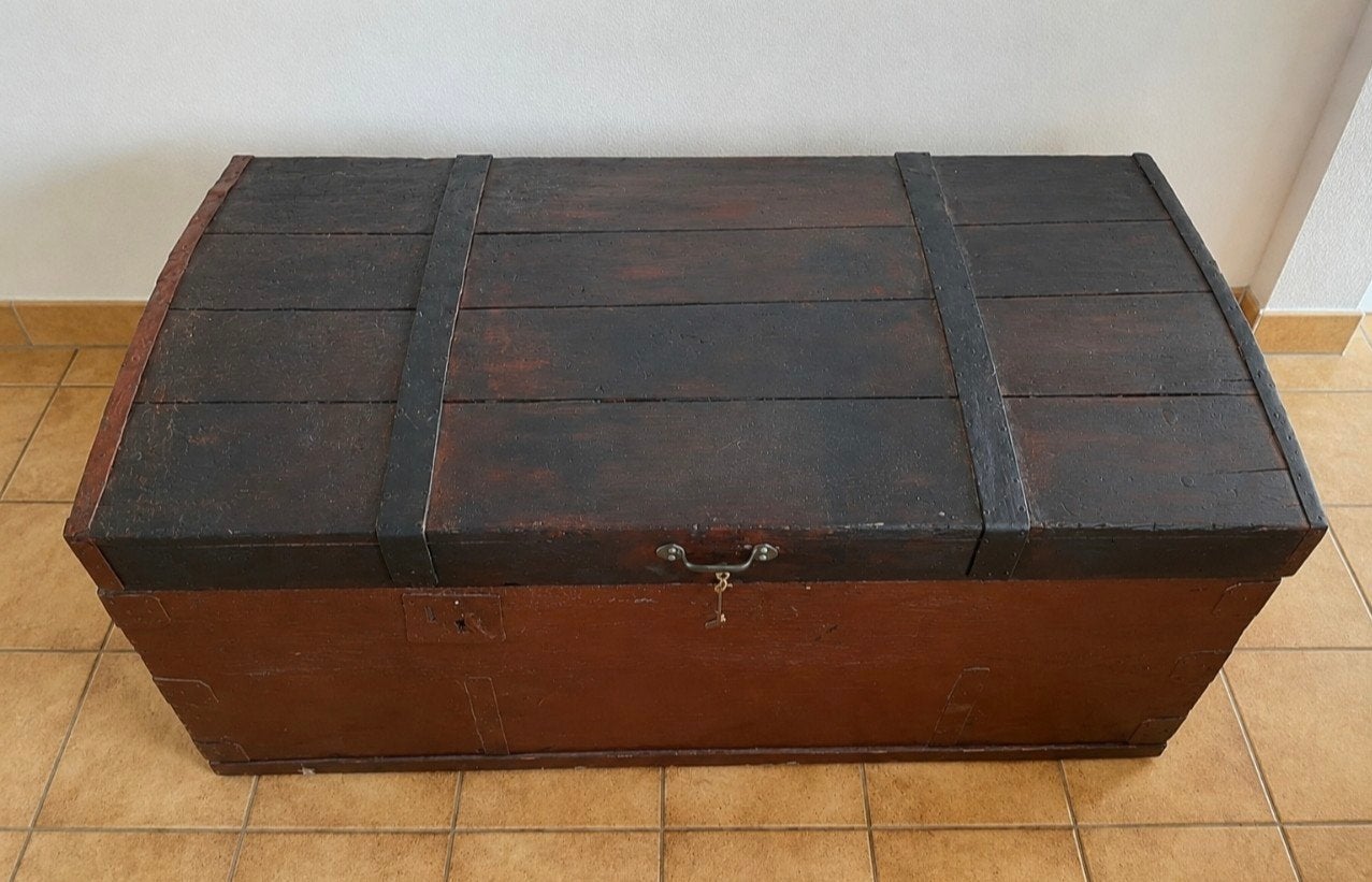 Grote antieke houten opbergkist in kofferbakstijl, Huis en Inrichting, Ophalen