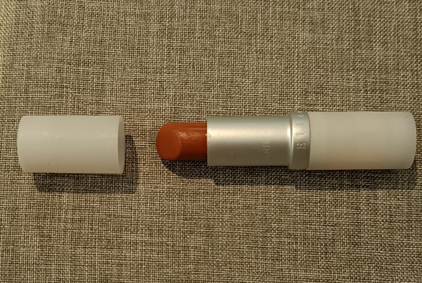 Rouge à lèvres Elizabeth Arden Honey 1 - nouveau !, Enlèvement ou Envoi, Neuf