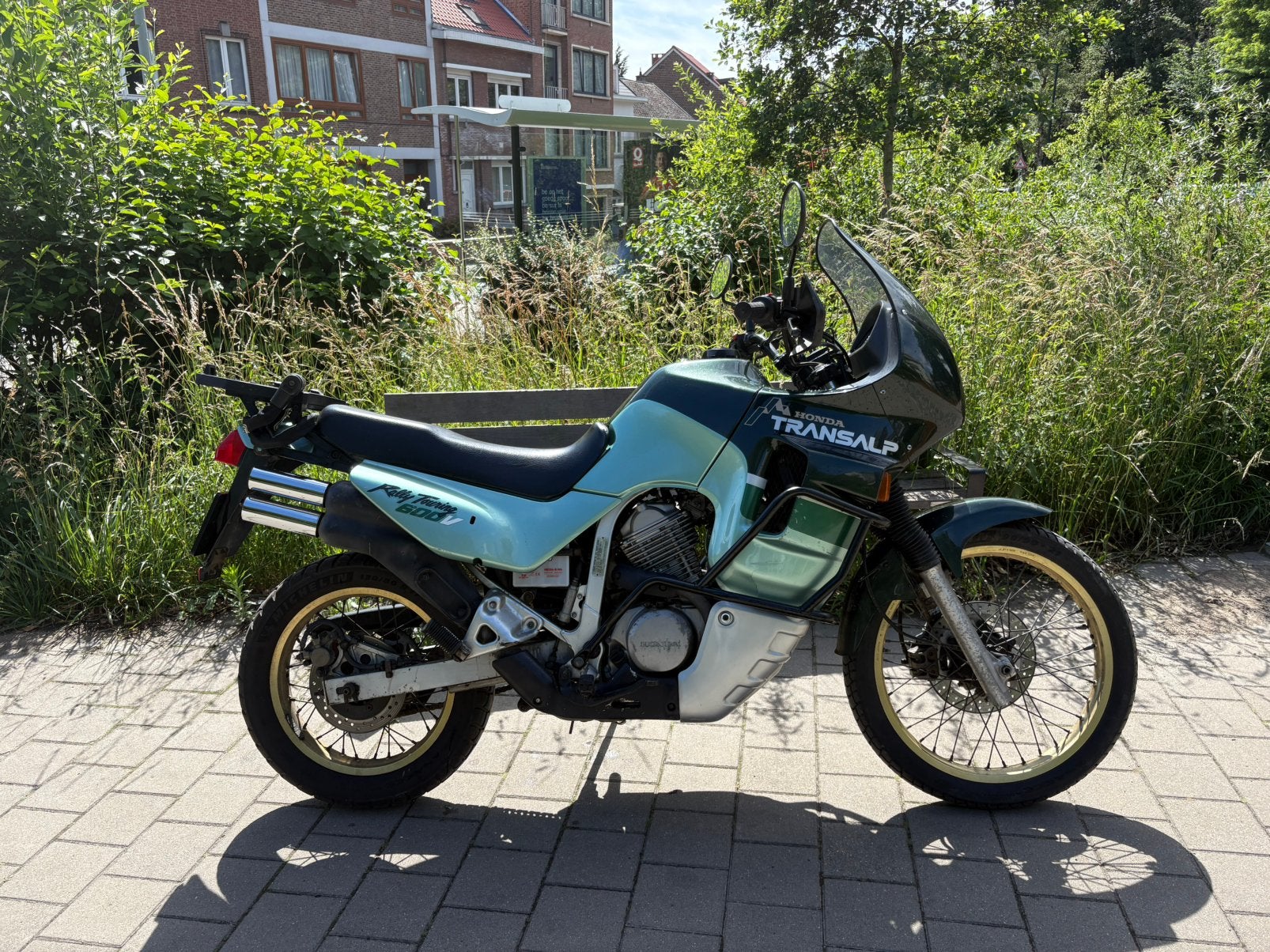 Honda Transalp XL600V uit 1994