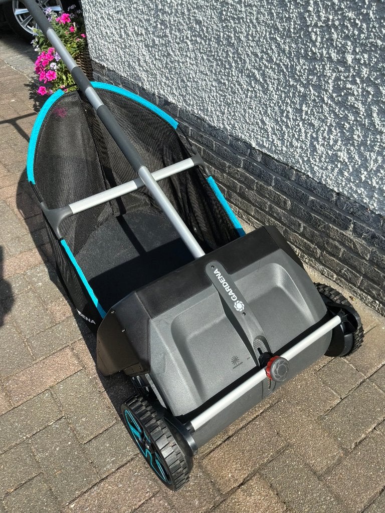Bladverzamelaar, Tuin en Terras, Veegmachines, Ophalen, Zo goed als nieuw, Gardena