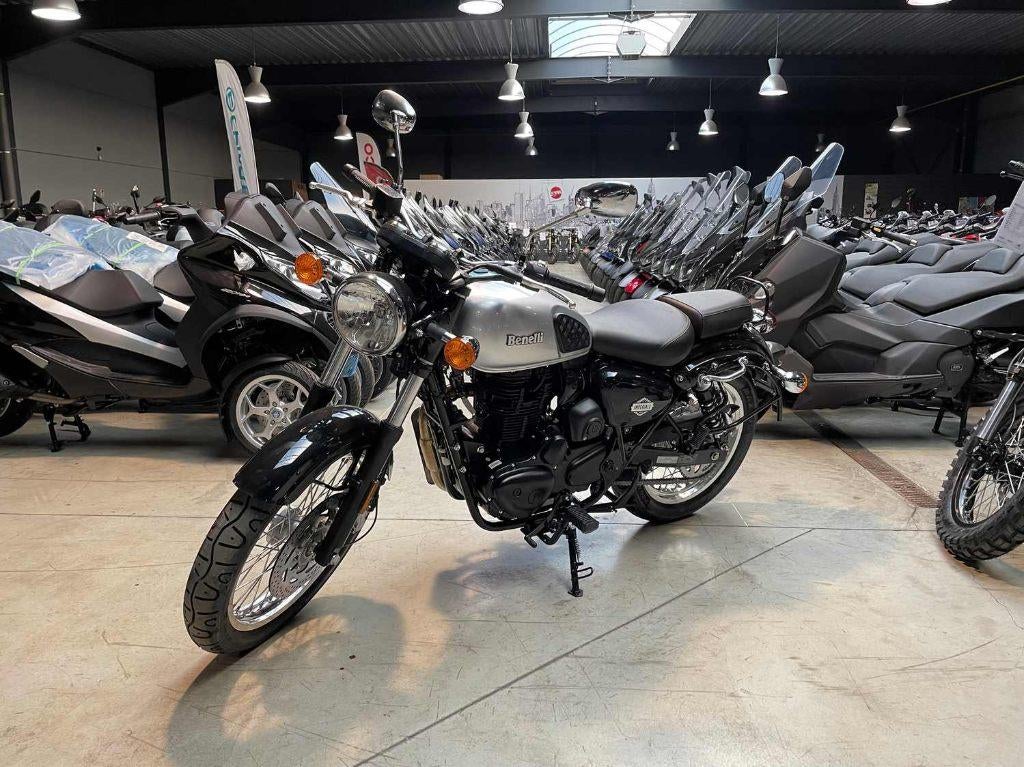 Benelli Imperiale 400 [Eind .0%] [Verkoop], Motoren, 400 cc, Nieuw, Bedrijf, Handgeschakeld