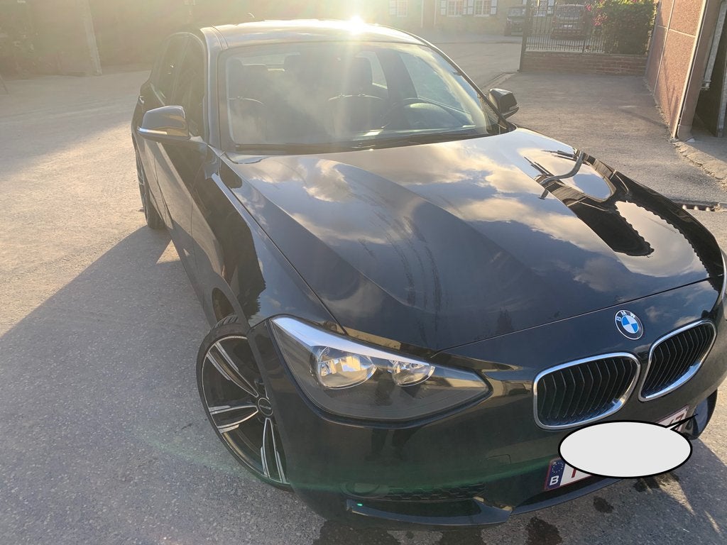BMW 114i - 2015, Autos, BMW, Particulier, Série 1, Rétroviseurs électriques, Sièges chauffants, Pack hiver, Essence, Euro 6, 5 portes