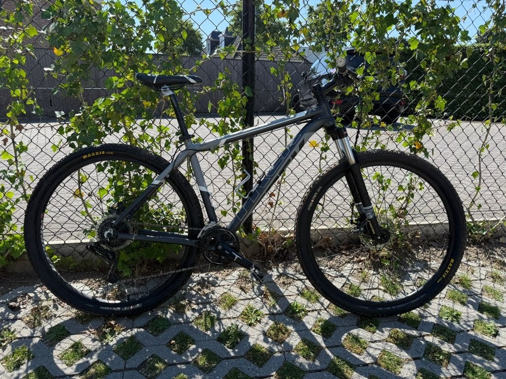 Mountainbike Trek Marlin G2, Fietsen en Brommers, Fietsen | Heren | Sportfietsen en Toerfietsen, Gebruikt, Overige merken, Meer dan 20 versnellingen