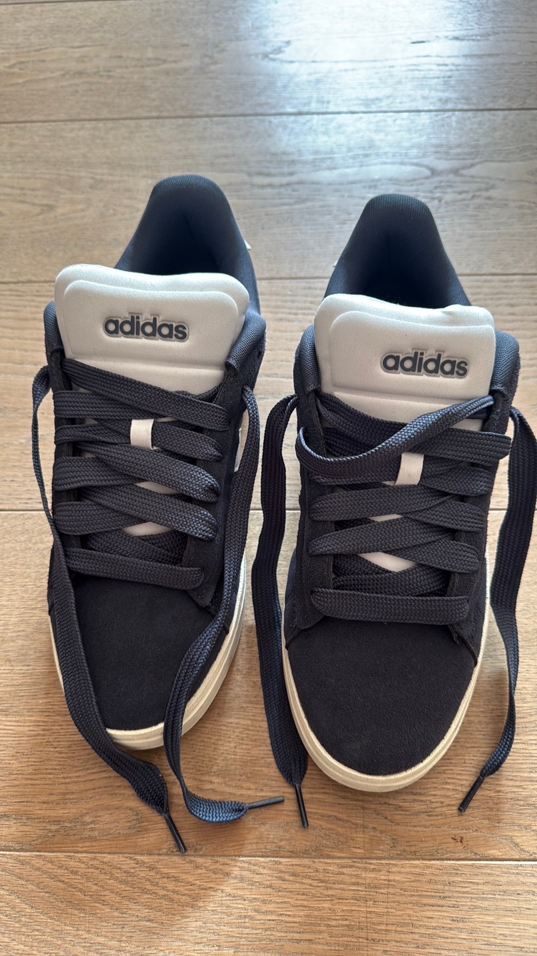 Adidas, mousse cloud, taille 46, bleu, Enlèvement, Comme neuf, Bleu