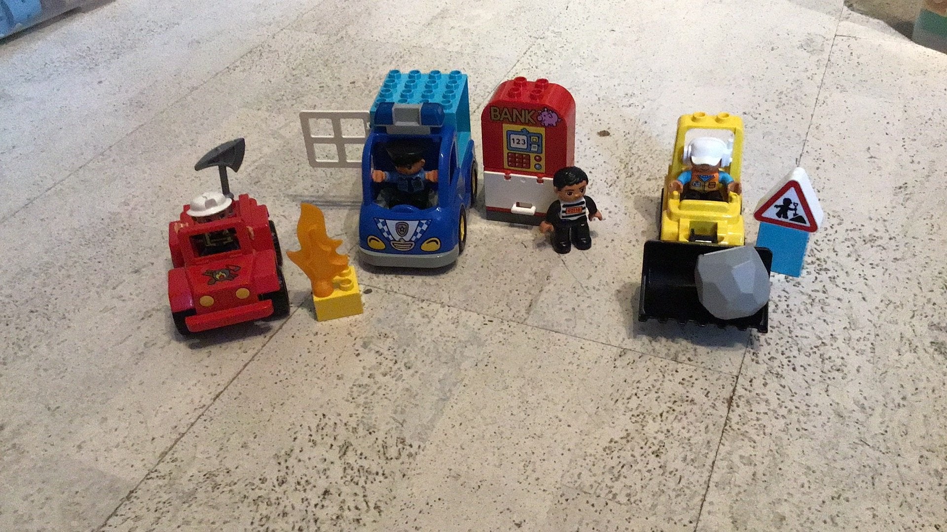 Duplo - voertuigen, Ophalen, Zo goed als nieuw