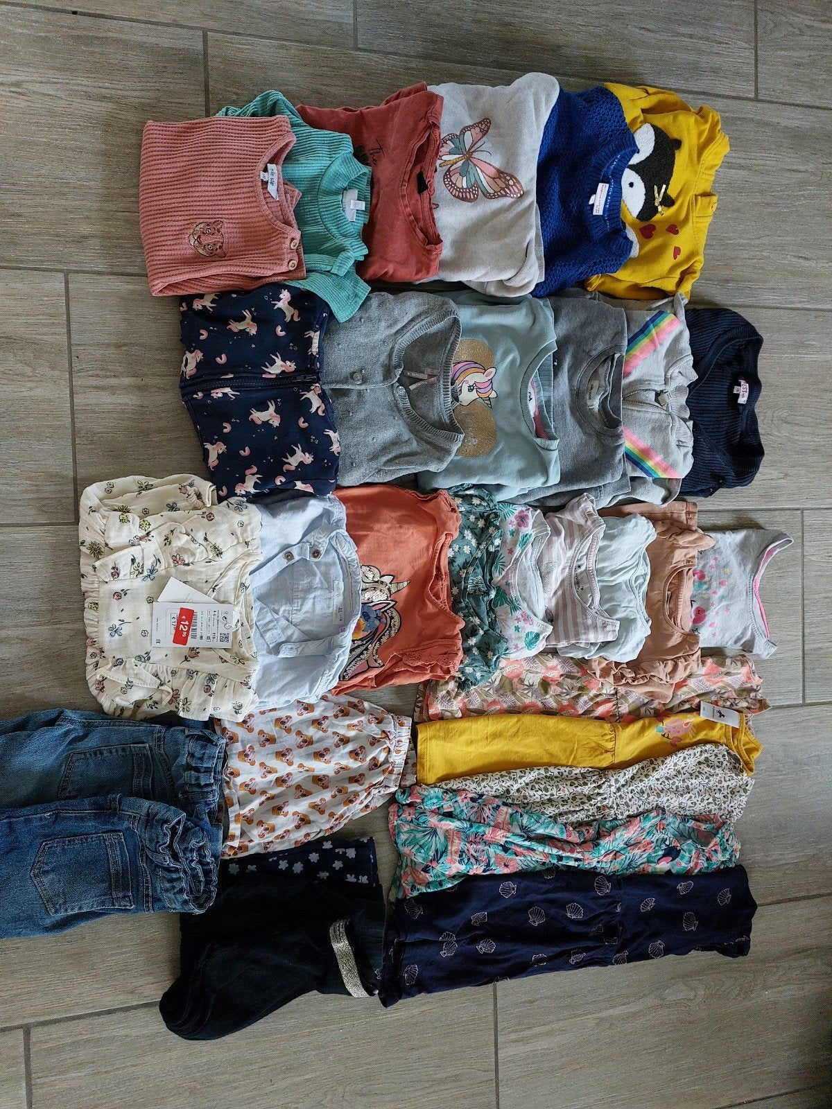 Lot meisjeskleding maat 110, Ophalen, Maat 110