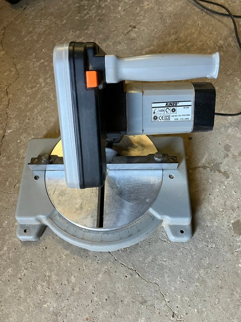 Kinzo afkortzaag, Doe-het-zelf en Bouw, Ophalen, Gebruikt, 600 tot 1200 watt, Andere