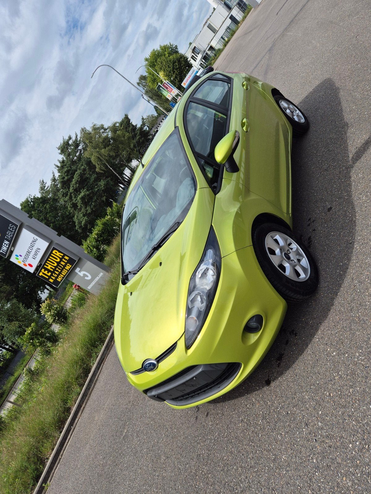Ford Fiesta Euro5 1.6Tdci 12 m de garantie !, Autos, Euro 5, Entreprise, Noir, 5 portes
