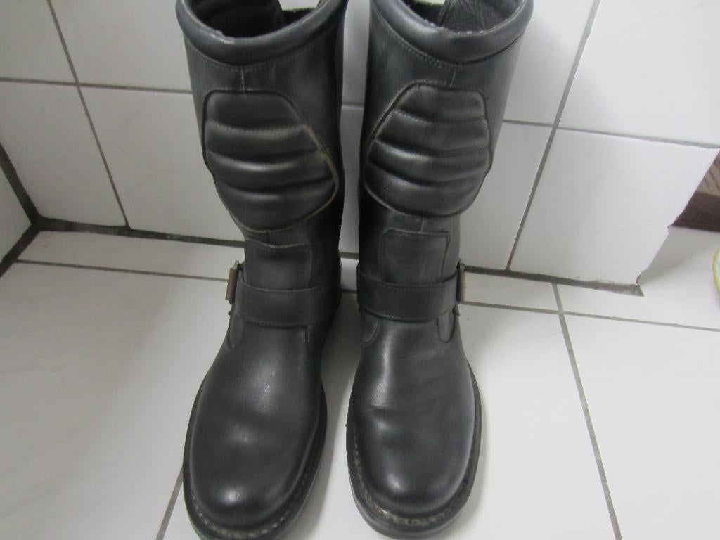 Bottes style (MOTO) "Levi's" Hommes Noir taille : 44, Bottes, Comme neuf, Enlèvement, Levi’s