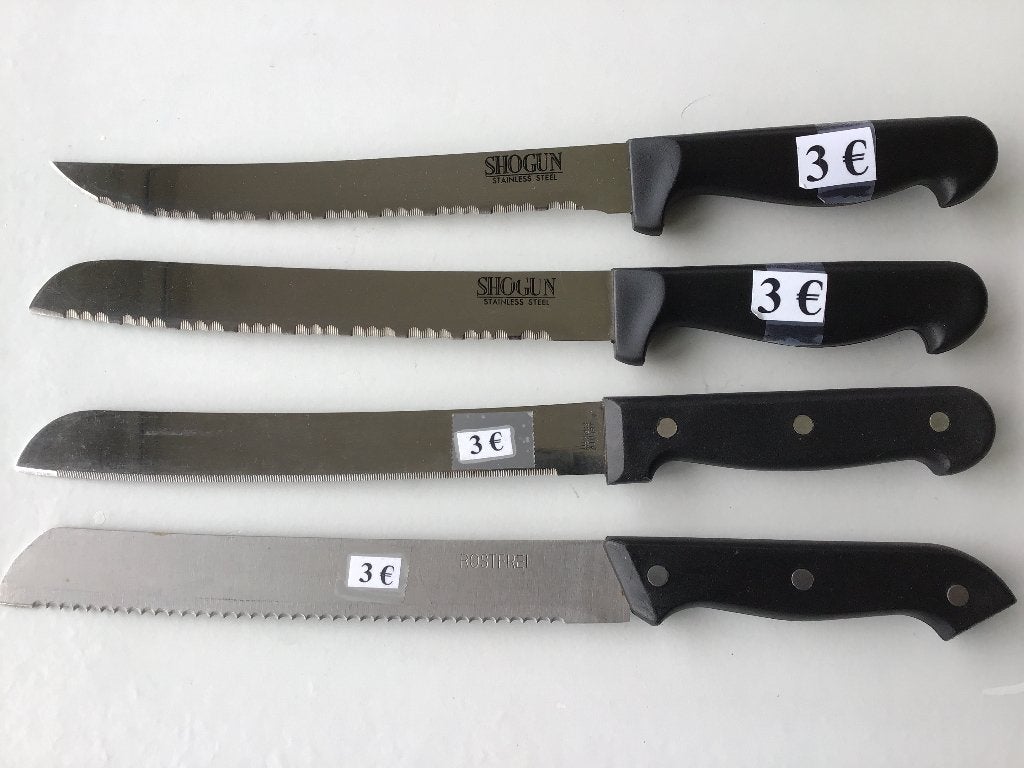 4 grands couteaux de cuisine à 3 euros et bien d'autres..., Enlèvement ou Envoi, Comme neuf