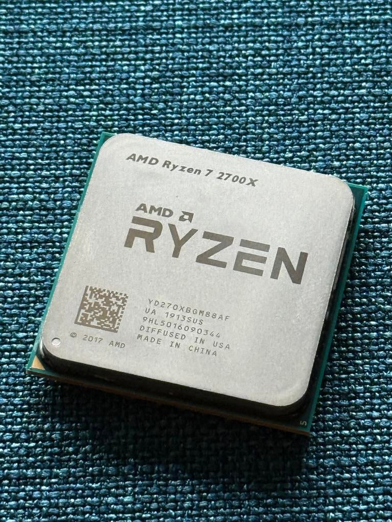 AMD Ryzen 7 2700X, Computers en Software, Processors, Ophalen of Verzenden, Gebruikt, 8-core, 4 Ghz of meer