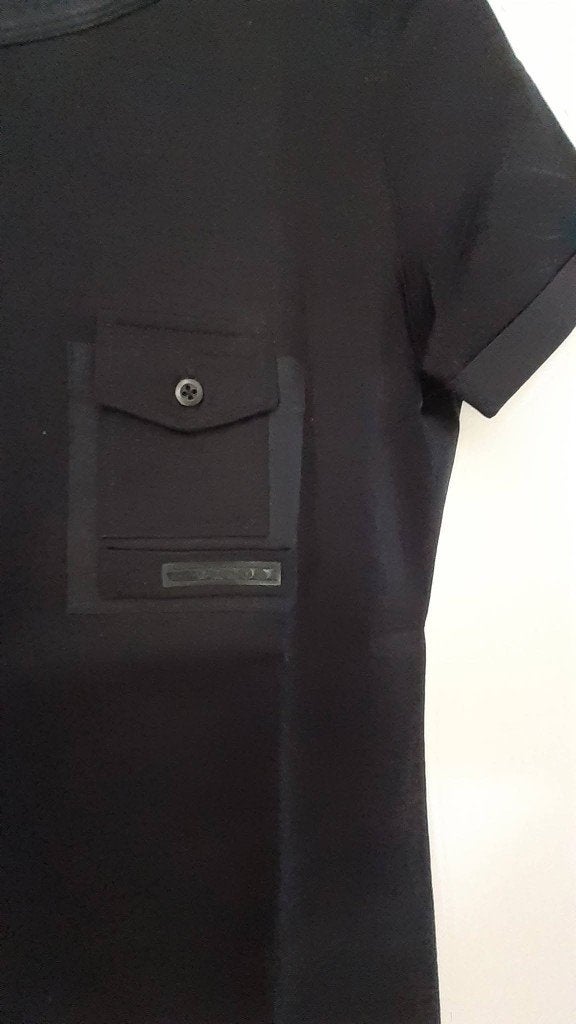 Prada Luxe Basis T-shirt Zwart - Maat M - NIEUW, Kleding | Dames, Maat 38/40 (M), PRADA, Zwart, Nieuw