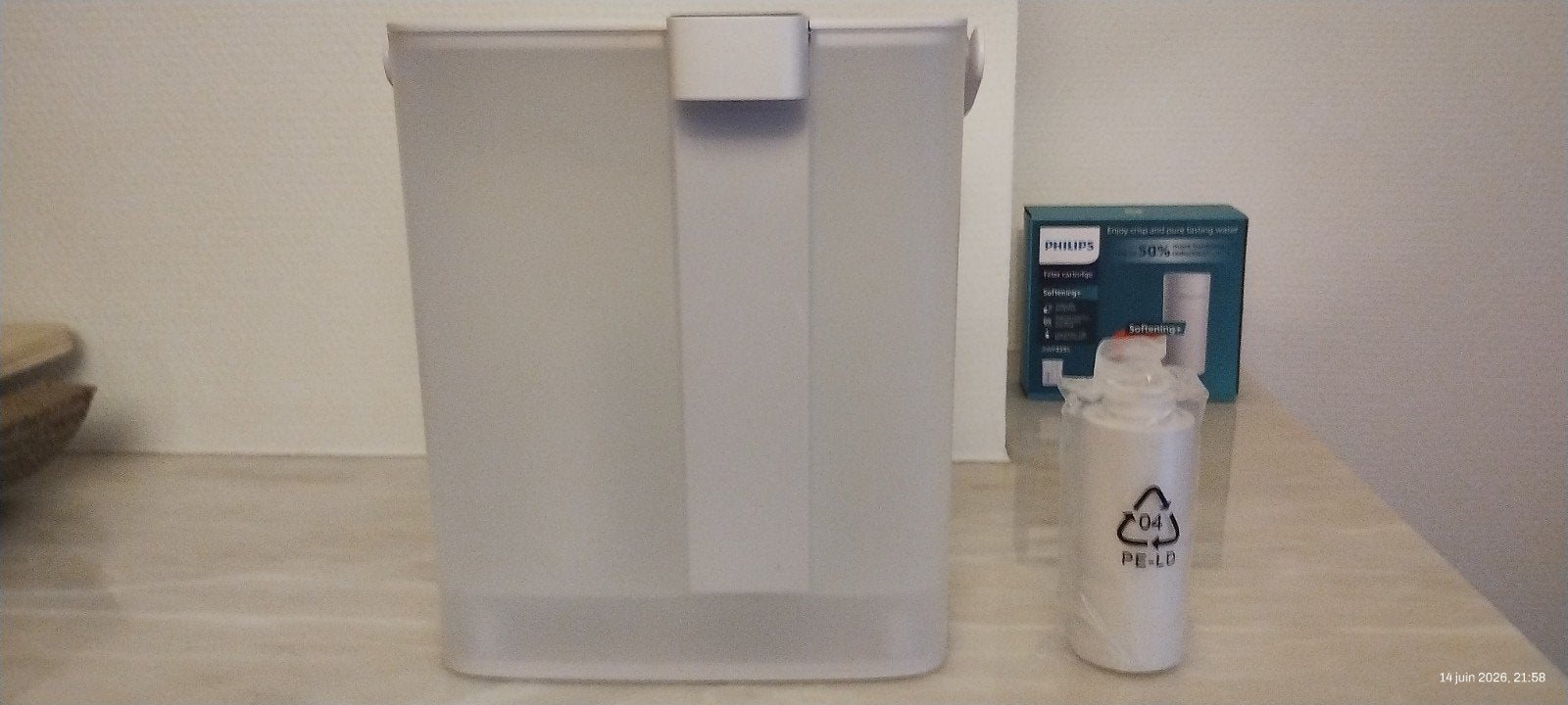 Philips Carafe filtrante instantanée avec 1 filtre inclus., Electroménager, Enlèvement