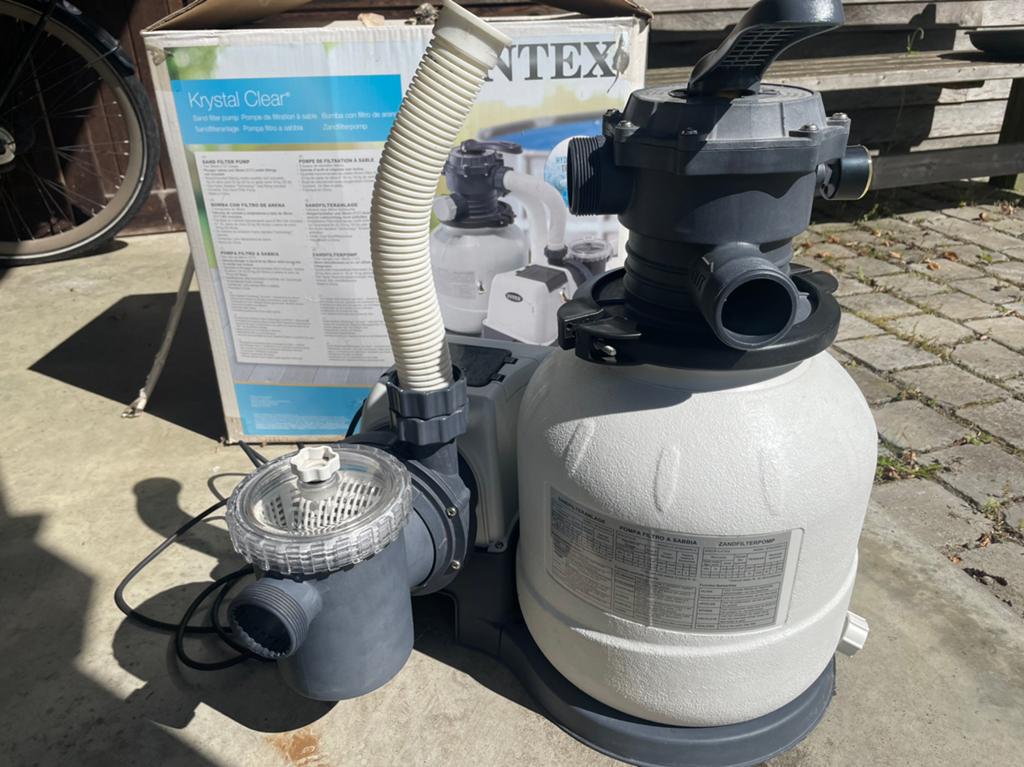 Intex crytal clear zandfilter, Tuin en Terras, Ophalen, Zo goed als nieuw