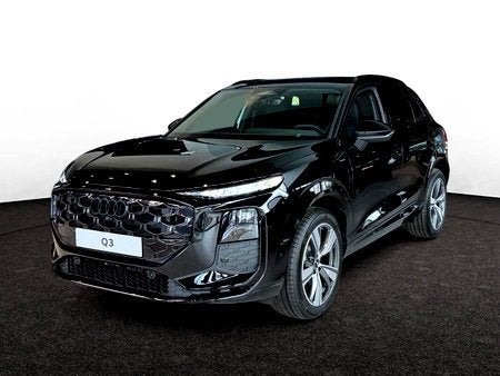 Audi Q3 SUV e-hybrid (PHEV) Q3 SUV e-hybrid 1.5 TFSI Corpora, Auto's, Automaat, Zwart, Hybride Elektrisch/Benzine, SUV of Terreinwagen