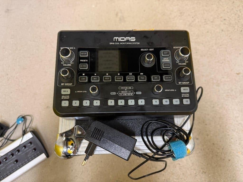 Midas DP48 – Dual 48-Kanaals Personal Monitor Mixer, Muziek en Instrumenten, Mengpanelen, Ophalen, Zo goed als nieuw, 20 kanalen of meer