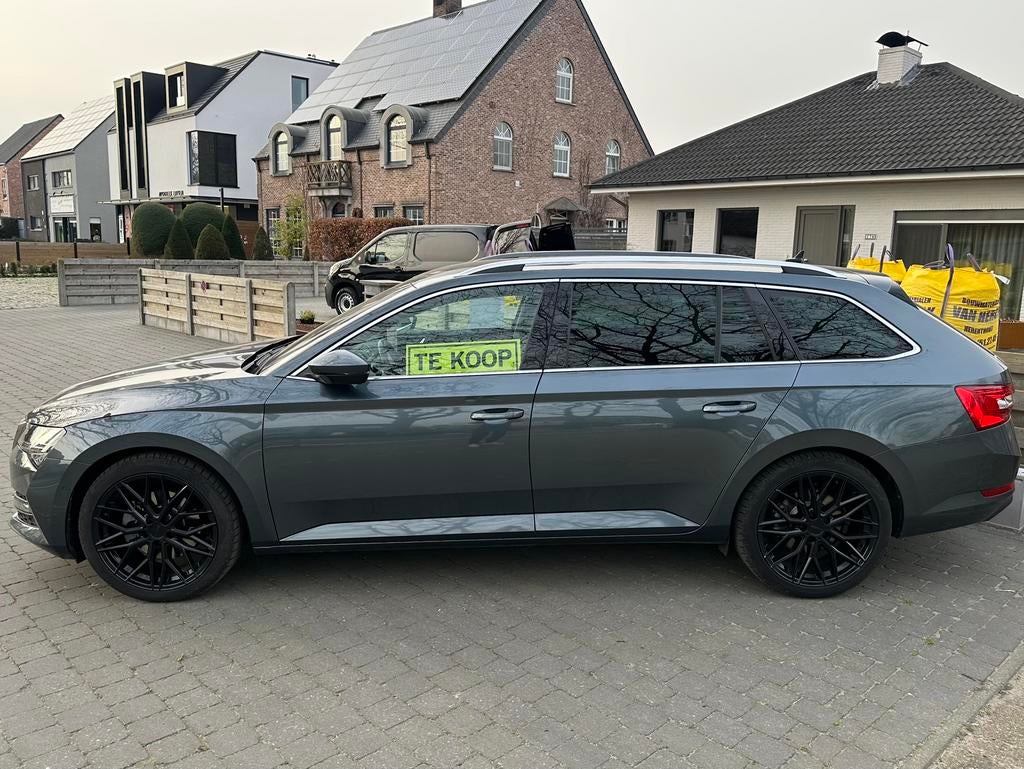 Skoda superb 1.4 TSI, Auto's, Blauw, Break, 5 deurs, Dealer onderhouden