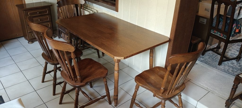 Te koop: Keukentafel + 4 stoelen, 100 à 150 cm, Quatre personnes, Enlèvement, Utilisé