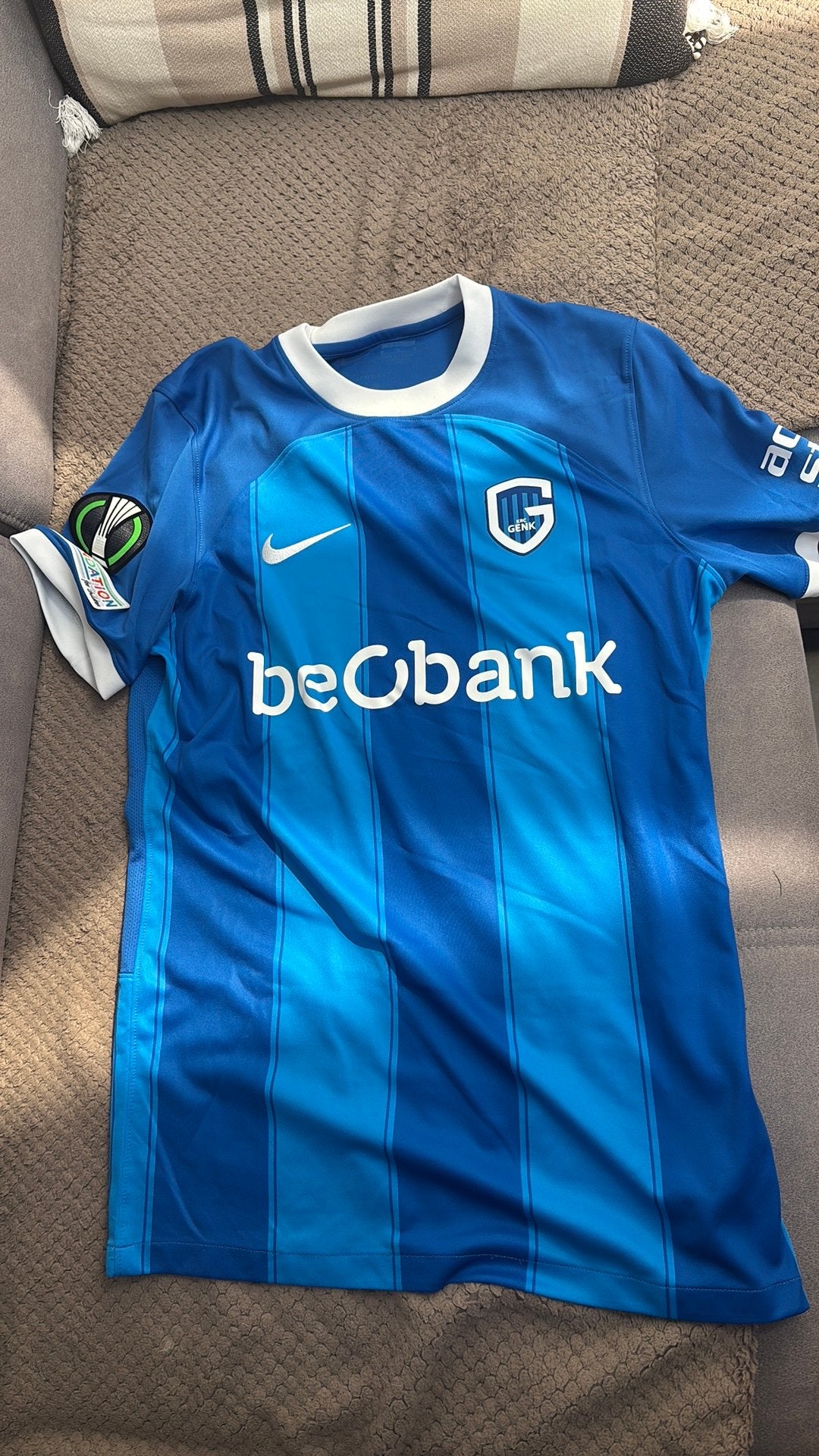 Shirt (Medium) krc genk conference leguea, Sport en Fitness, Ophalen, Zo goed als nieuw, Shirt
