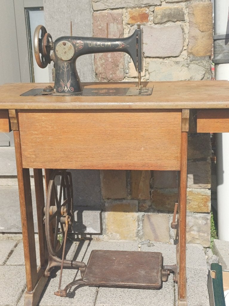 Retro naaimachine, Ophalen