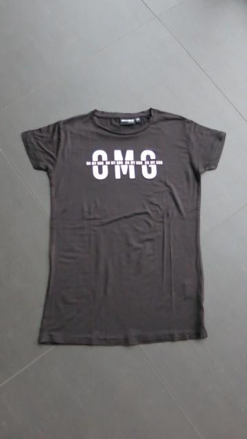 Zwart T-shirtje van Awesome (maat 176), Gebruikt, Meisje, Awesome, Ophalen of Verzenden