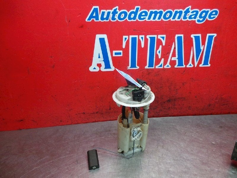 POMPE CARBURANT C Renault Twingo (C06) (01-1993/06-2007), Renault, Utilisé, Peter-Huppertz-Straße 5
51063  Köln, DE, Dialog.deutschland@renault.de