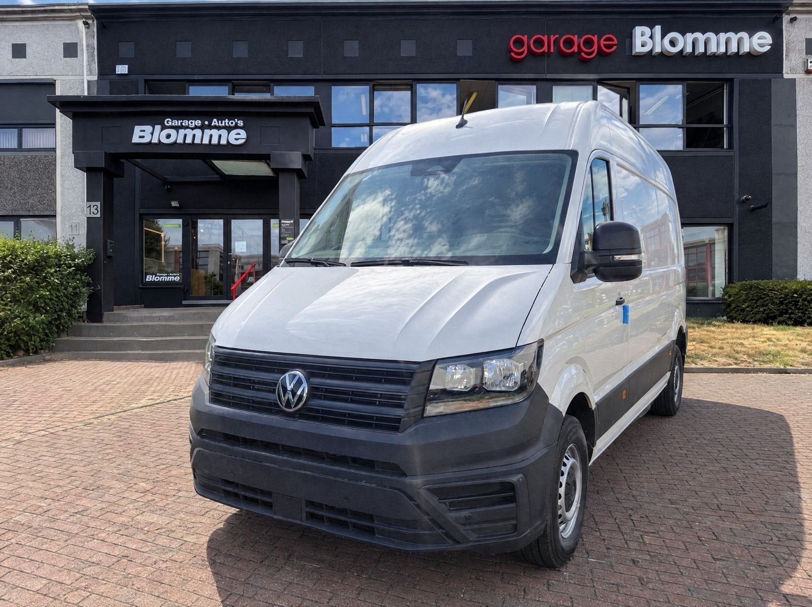 Volkswagen Crafter 30 2.0 TDI L3H3 Carplay-Camera-Nieuw, Voorwielaandrijving, Gebruikt, Zwart, 4 cilinders