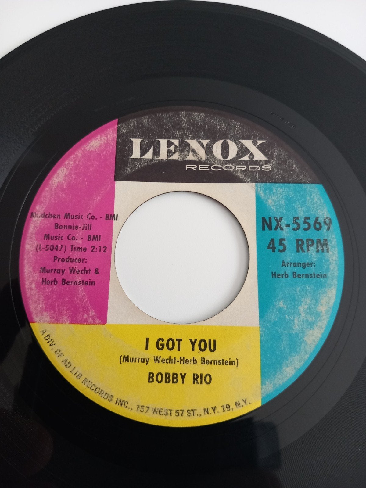 BOBBY RIO . I GOT YOU . POPCORN 60S USA 45T