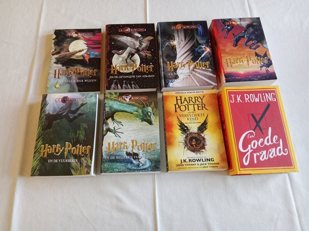 Harry Potter boeken 7 stuks plus 1 extra boek., Livres, Enlèvement ou Envoi, Comme neuf, J.K. Rowling