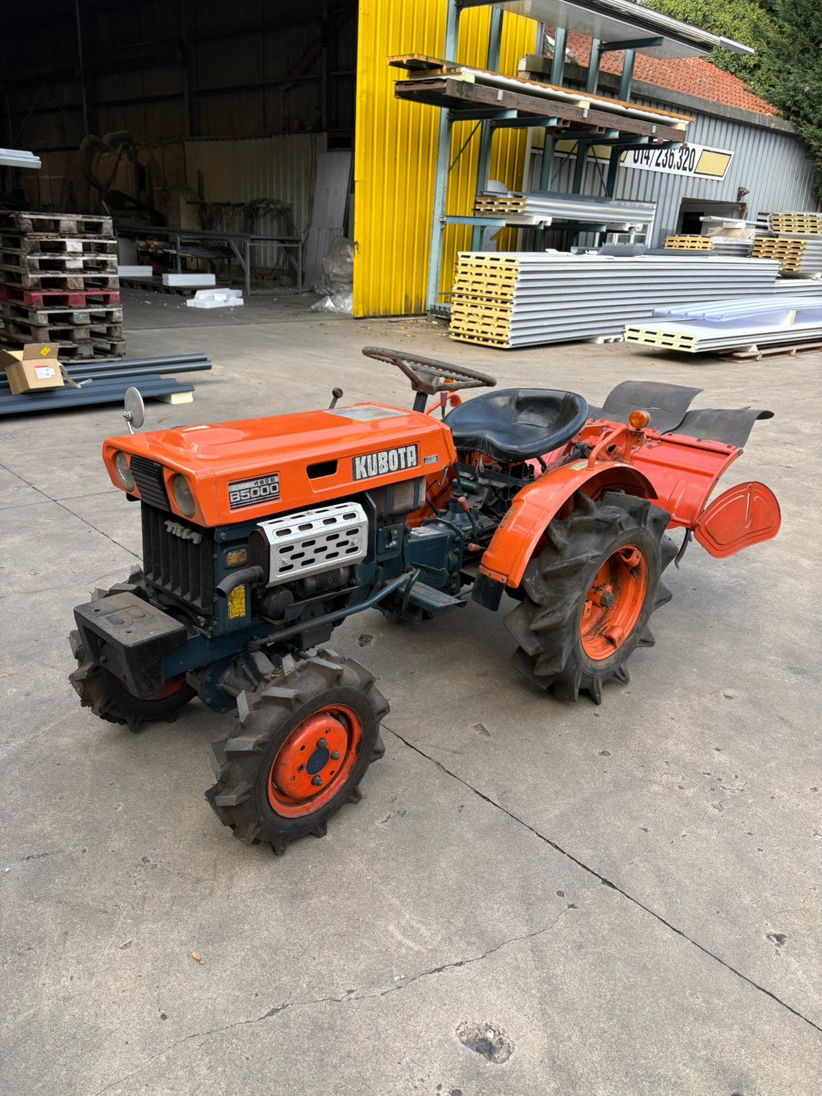 Mini tractor met frees, Zakelijke goederen, Ophalen