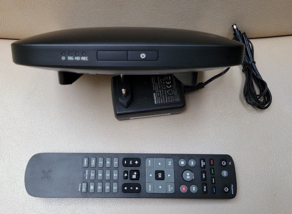 TV-decoder Proximus & Scarlet, Ophalen of Verzenden, Zo goed als nieuw, Decoder