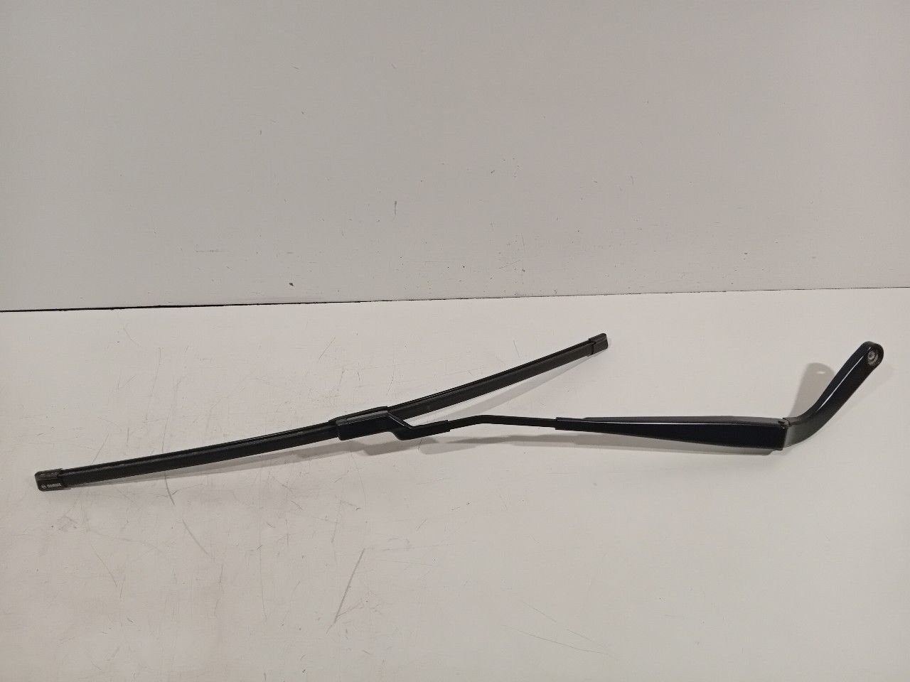 Ruitenwisserarm links voor Seat Leon, Onderdelen@venauto.nl, Van der Ven Autorecycling B.V., Gebruikt, Ettenseweg 76, 4706 PB Roosendaal, The Netherlands