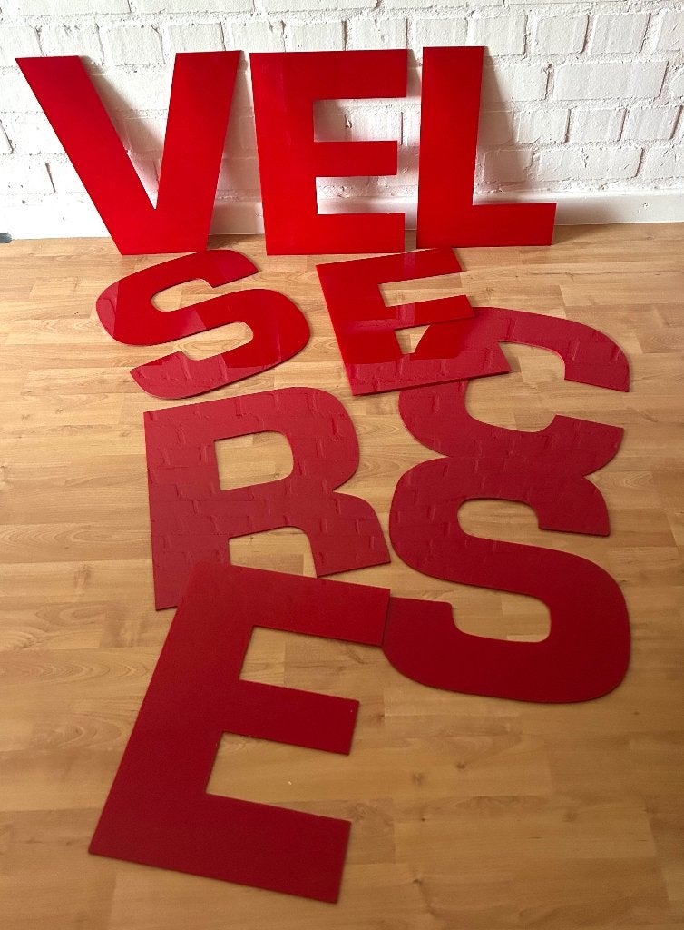 10 grote oude rode plexi reclame letters E i C V R S L, Antiek en Kunst, Ophalen of Verzenden