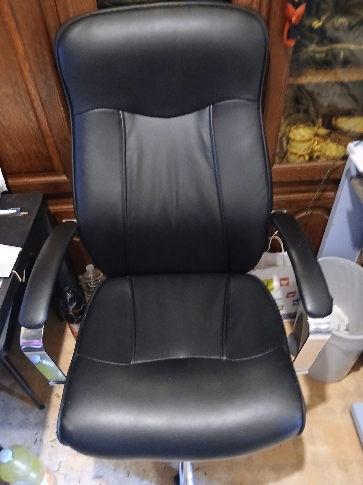 Fauteuil de bureau, Enlèvement