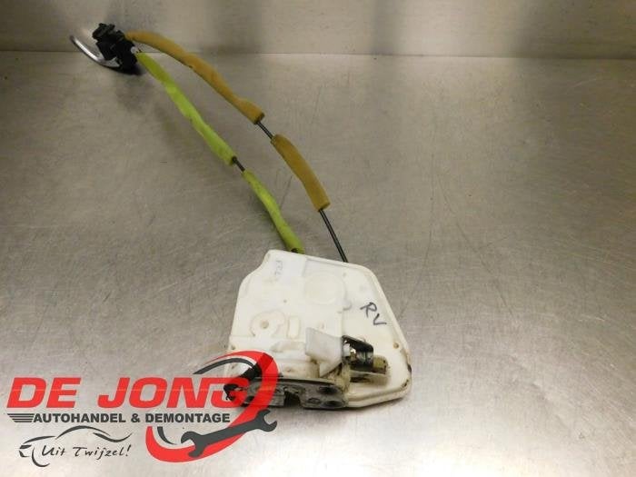 Deurslot Mechaniek 4Deurs rechts-voor van een Mazda CX-5, Gebruikt, -, -, Ophalen of Verzenden