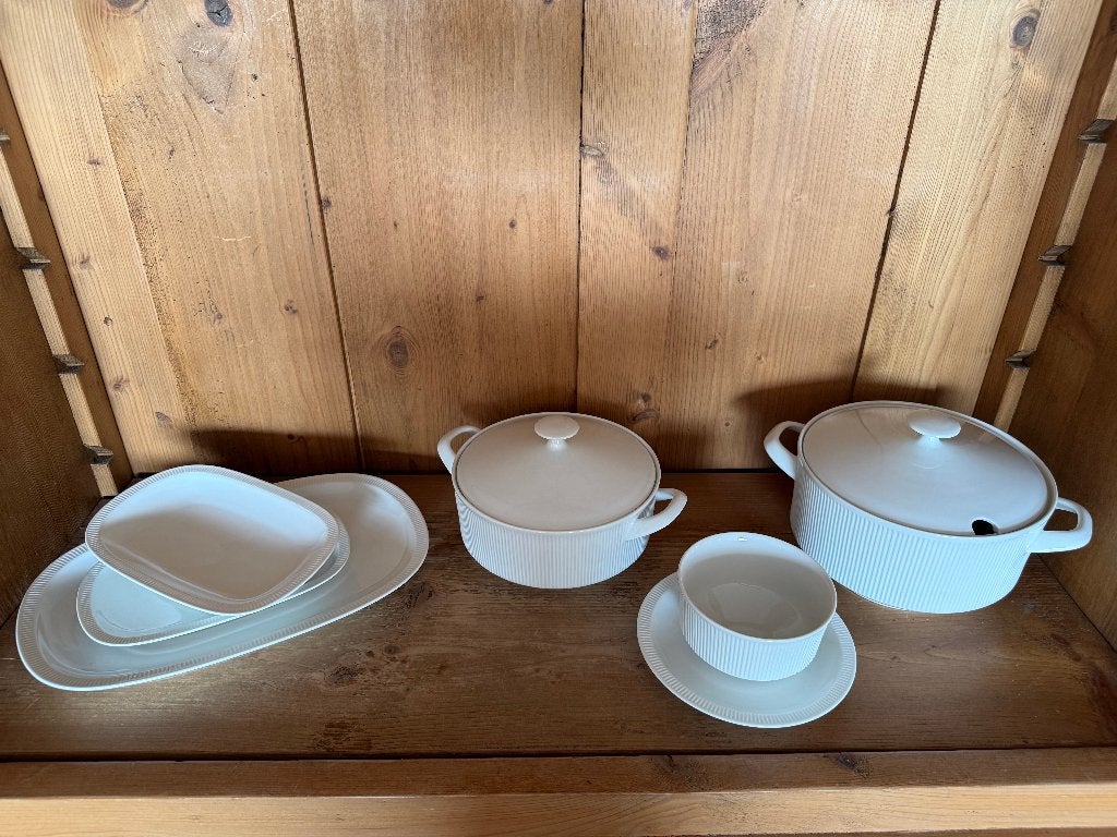 Arzberg witte porseleinen serveer/diner set, Antiek en Kunst, Antiek | Porselein, Ophalen