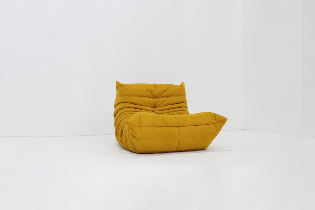 Togo 1-seater armchair Michel Ducaroy Alcantara Ligne Roset, Ophalen of Verzenden