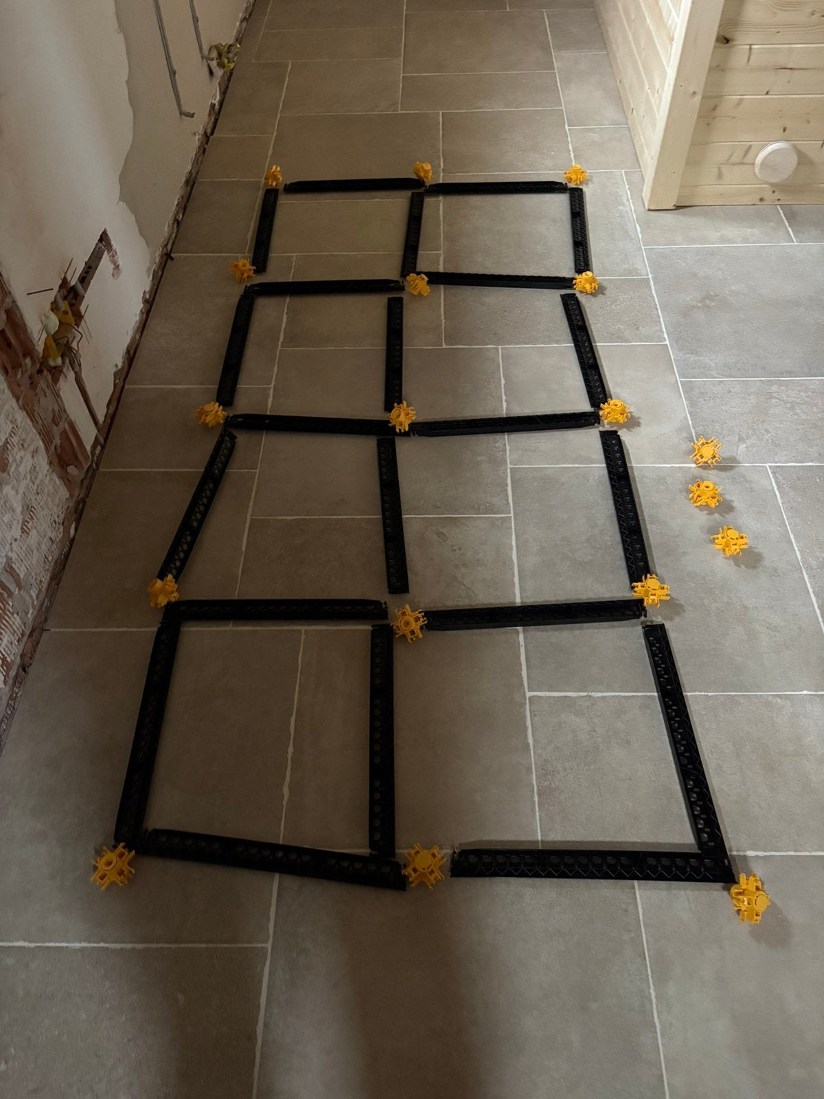 2 vierkante Staenis rooster, Doe-het-zelf en Bouw, Ophalen, Overige materialen, Nieuw, Minder dan 5 m²