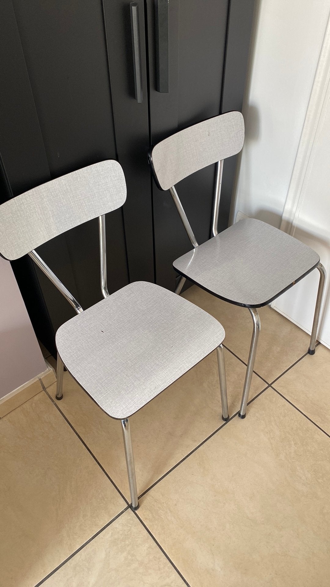 Lot de deux chaises en formica, Enlèvement, Utilisé, Une