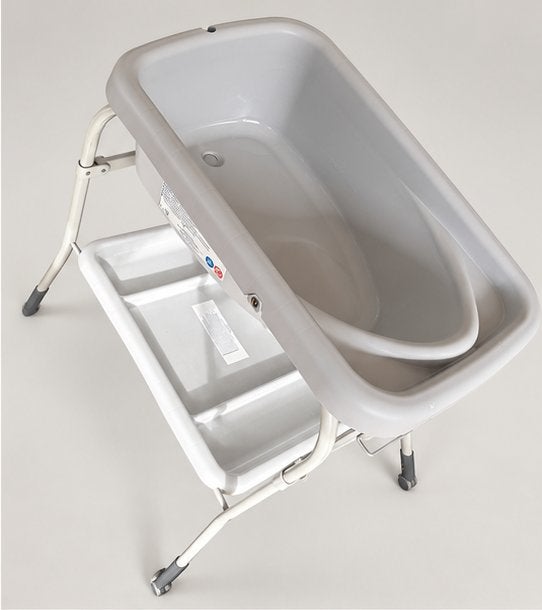 Baignoire pour bébé avec table à langer et matelas à langer, Enfants & Bébés, Enlèvement ou Envoi, Utilisé, Baignoire, Autres marques